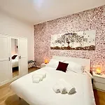 Igea Bed and Breakfast Σαλέρνο